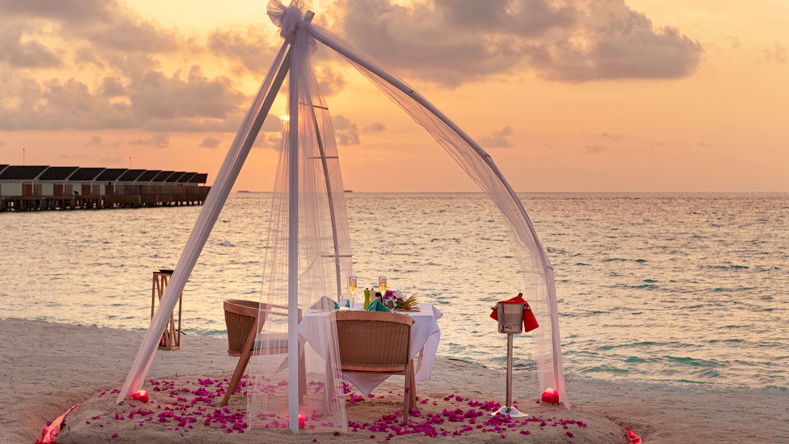 Beach setting for destination dining - Amari Raaya Maldives