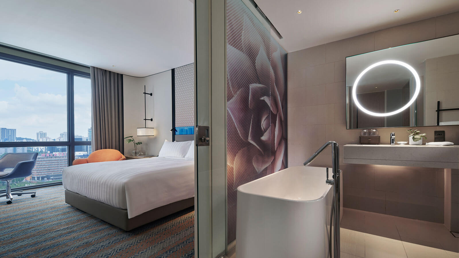 Club One Bedroom Suite Bathroom - Amari Kuala Lumpur