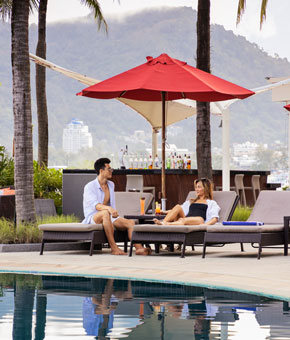 Rim Talay Pool Bar